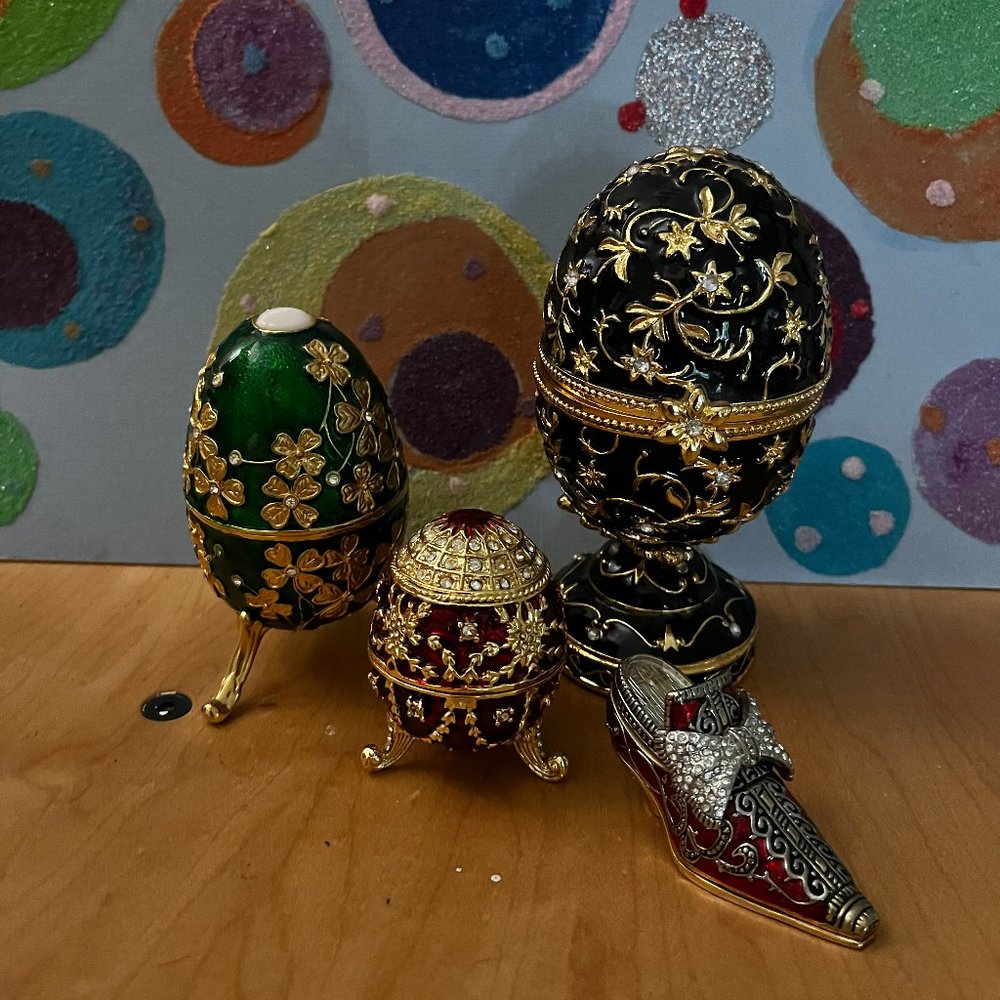 Mystery Egg Jewel Cases